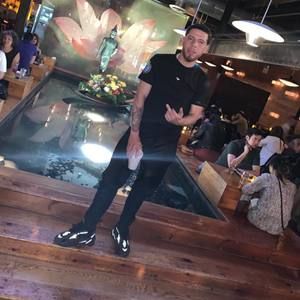 Meet your Posher, Christopher